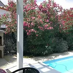 Villa La Maison De Virginie 6 A 12 Personnes -300 M De La Plage- Vélos A Disposition