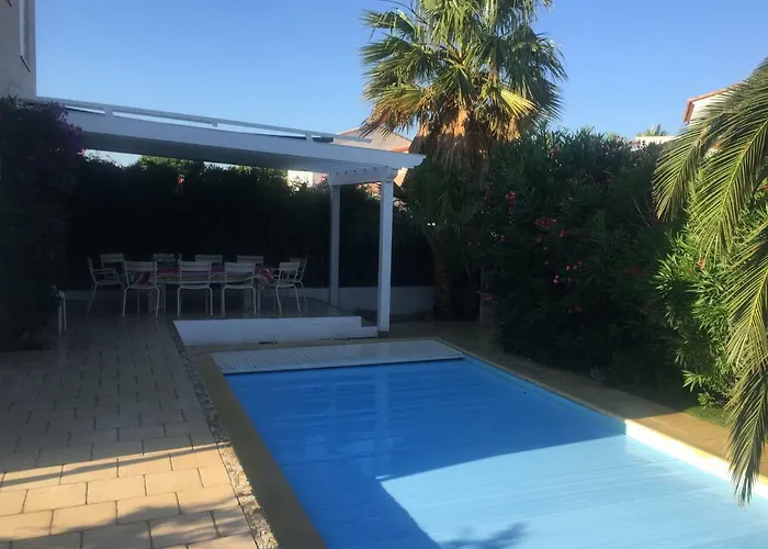 La Maison De Virginie 6 A 12 Personnes -300 M De La Plage- Velos A Disposition Villa